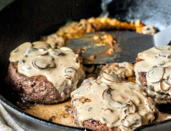Low Carb Keto Burgers with Creamy Mushroom Sauce Recipe | Keto Hamburger Steak Recipes, Dinner Recipes, Recipes to Try