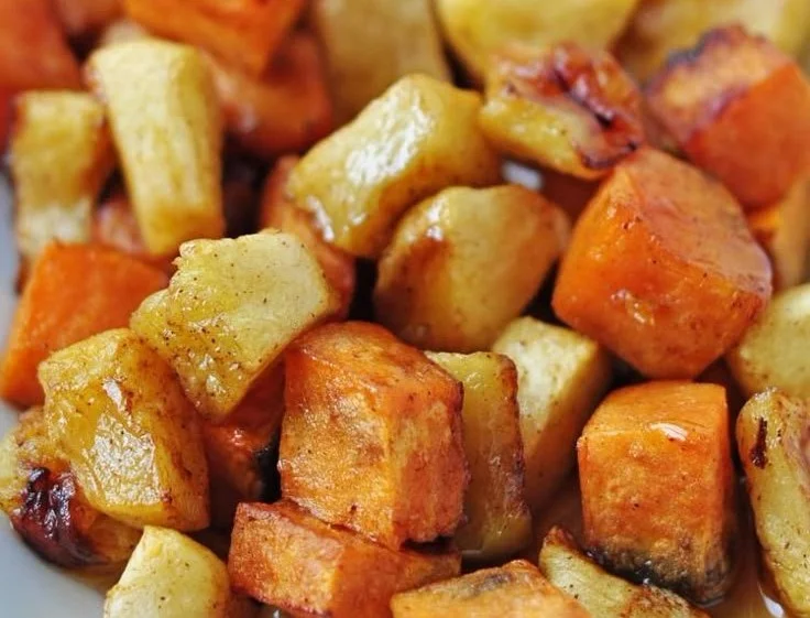 Roasted Apple Cinnamon Sweet Potatoes