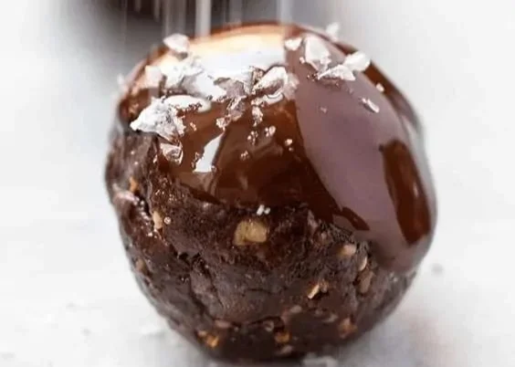Sea Salt Dark Chocolate Quinoa Energy Balls