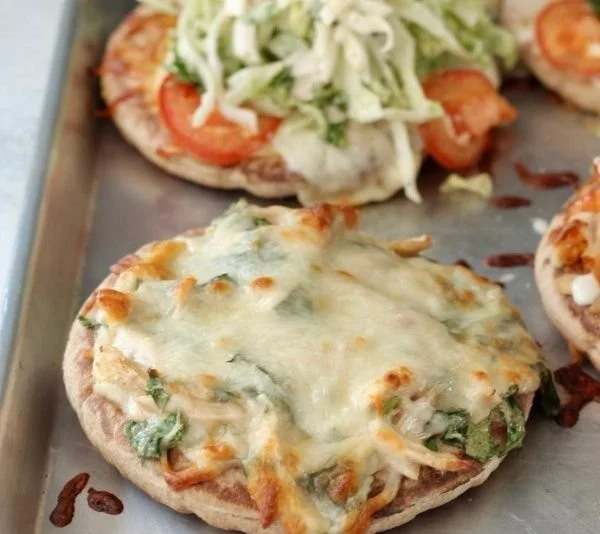The Easiest Pita Pizzas