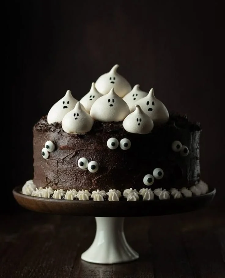 Spooky and delicious Halloween cake ideas for festive celebrations.