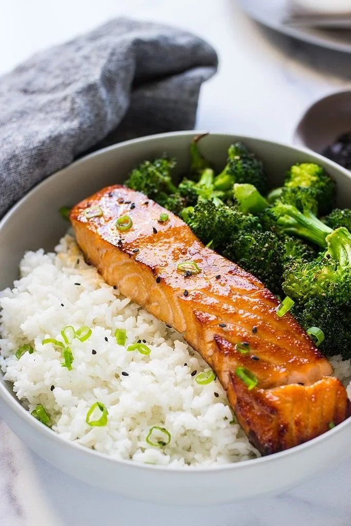 Delicious air fryer honey garlic salmon served on a plate
