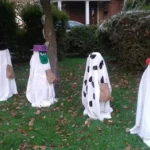 peanuts gang trunk or treat charlie brown hallow 2026 08 06 194230 1